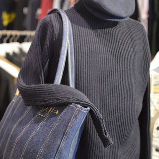 ASHOES&SUNS WORKS 巻き縫いデニムトートバッグ(ROLLED SEAM DENIM TOTE BAG)